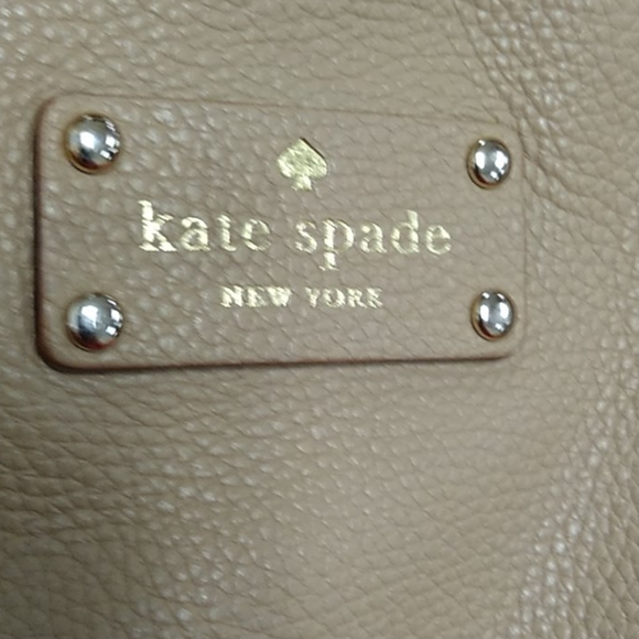 Light tan/beige Kate Spade♠️Stevie Satchel - Picture 2 of 7